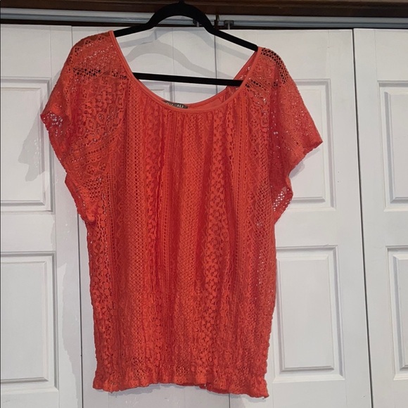 ๐Sold๐ Roz & Ali Orange Relaxed Blouse with Dolman Sleeves and Flutter Neckline - Picture 1 of 6
